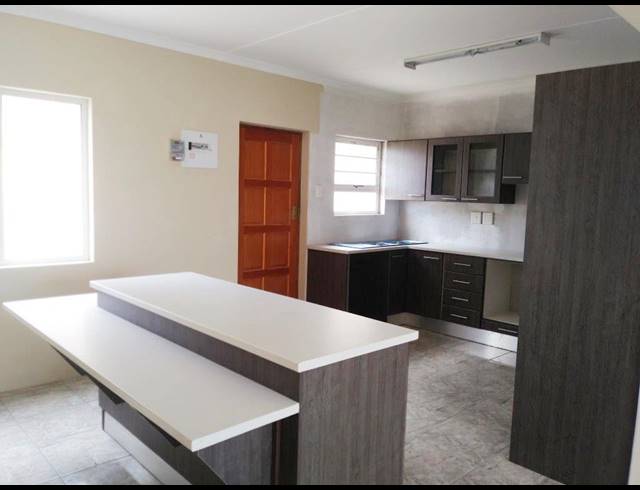 3 BEDROOM APARTMENT RENTED IN MALABAR